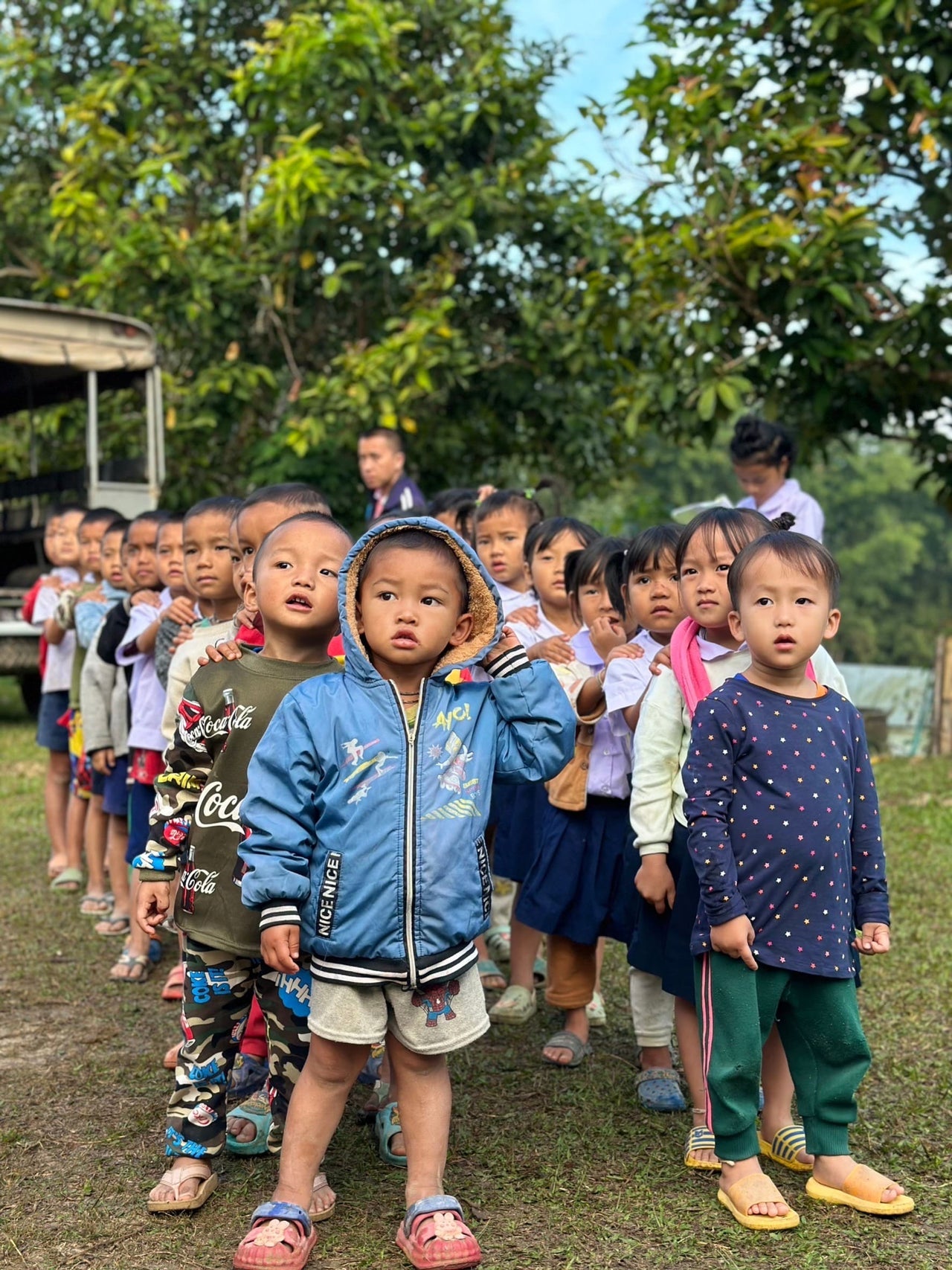 Bessere Bildung und Zukunft benachteiligter Kinder in abgelegenen Bergregionen Thailands